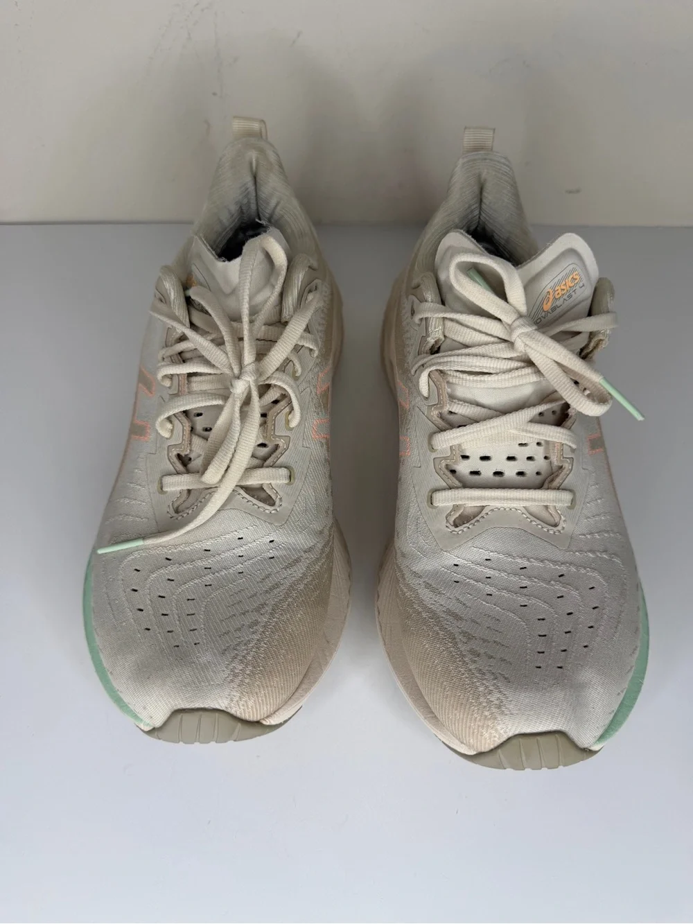 Asics Novablast 4 Womens Running Shoes Size 10 Beige Walking Hiking Sneakers